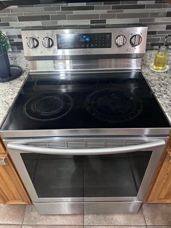Samsung Stainless Steel Electric Range / Oven – Convection – 30”