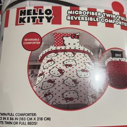 Hello Kitty Reversible Comforter 