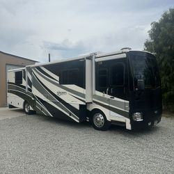 2004 Fleetwood Discovery Diesel