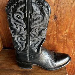 Cowboy boots Size 10