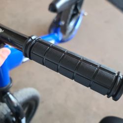 4Pcs Bike Handle Grips, Kids Non-Slip-Rubber Bicycle Handlebar Grips, Specialized Replacement Bike Grips, for Beach Cruiser Razor Scooter Foldable Mou