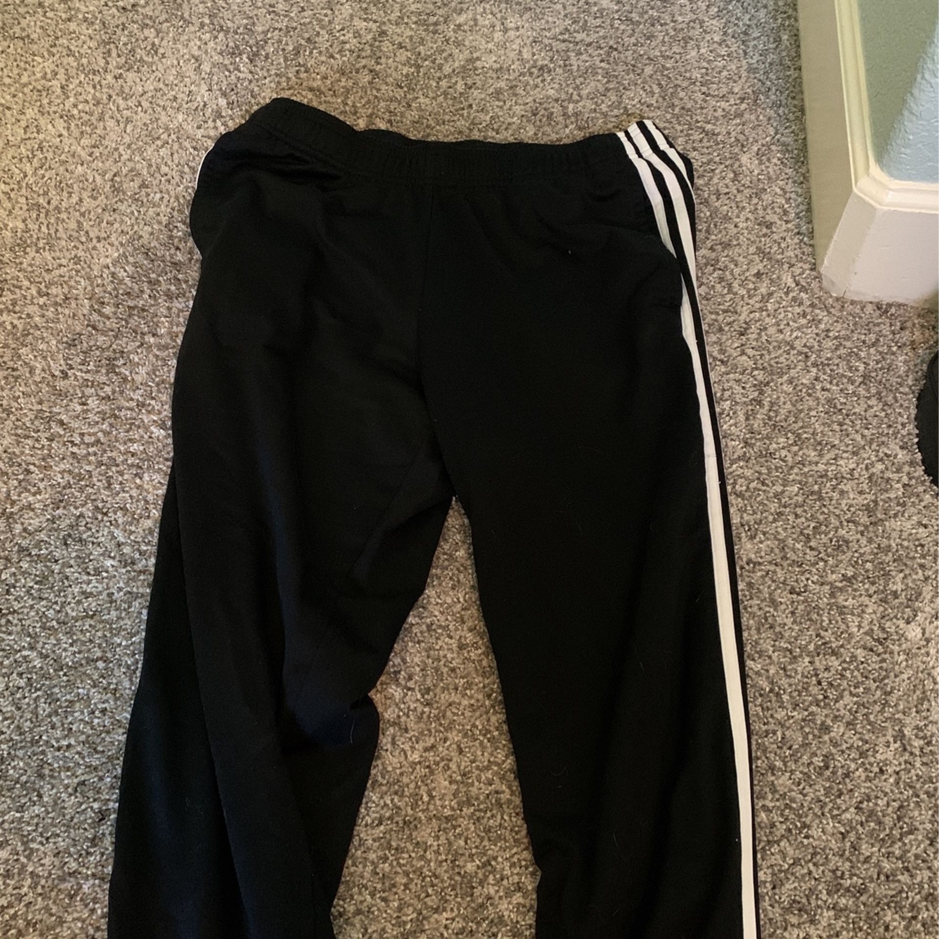 ADIDAS JOGGERS WITH POCKETS LARGE