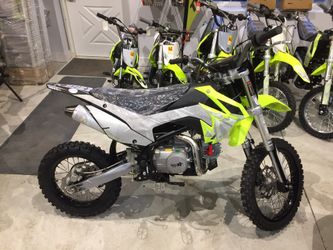 2020 Thumpstar TSX125C TSX-125C TSX 125 C 4 stroke dirt bike will trade