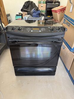GE glass top stove/oven