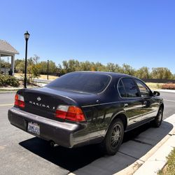 1995 Nissan Maxima