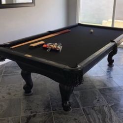 Pool Table ( Free Delivery & Set Up ) 