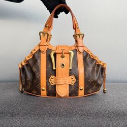 Louis Vuitton Theda PM Monogram