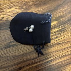 Pearl Stud Earrings 🙂