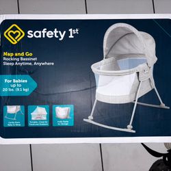 Brand New Safety 1st Bassinet 
