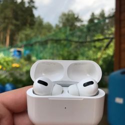 AirPods Pro Shipping Only 
