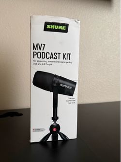 Shure MV7 podcast kit