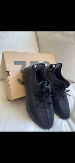 Yeezy 350 V2