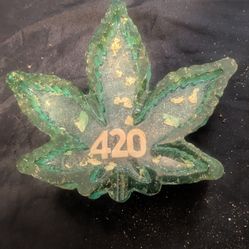 Leaf Ashtray 