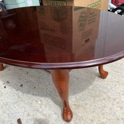 Vintage Queen Anne Style Oval Coffee Table