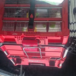 Milwaukee Paçkout Rolling Toolbox Triple Stack