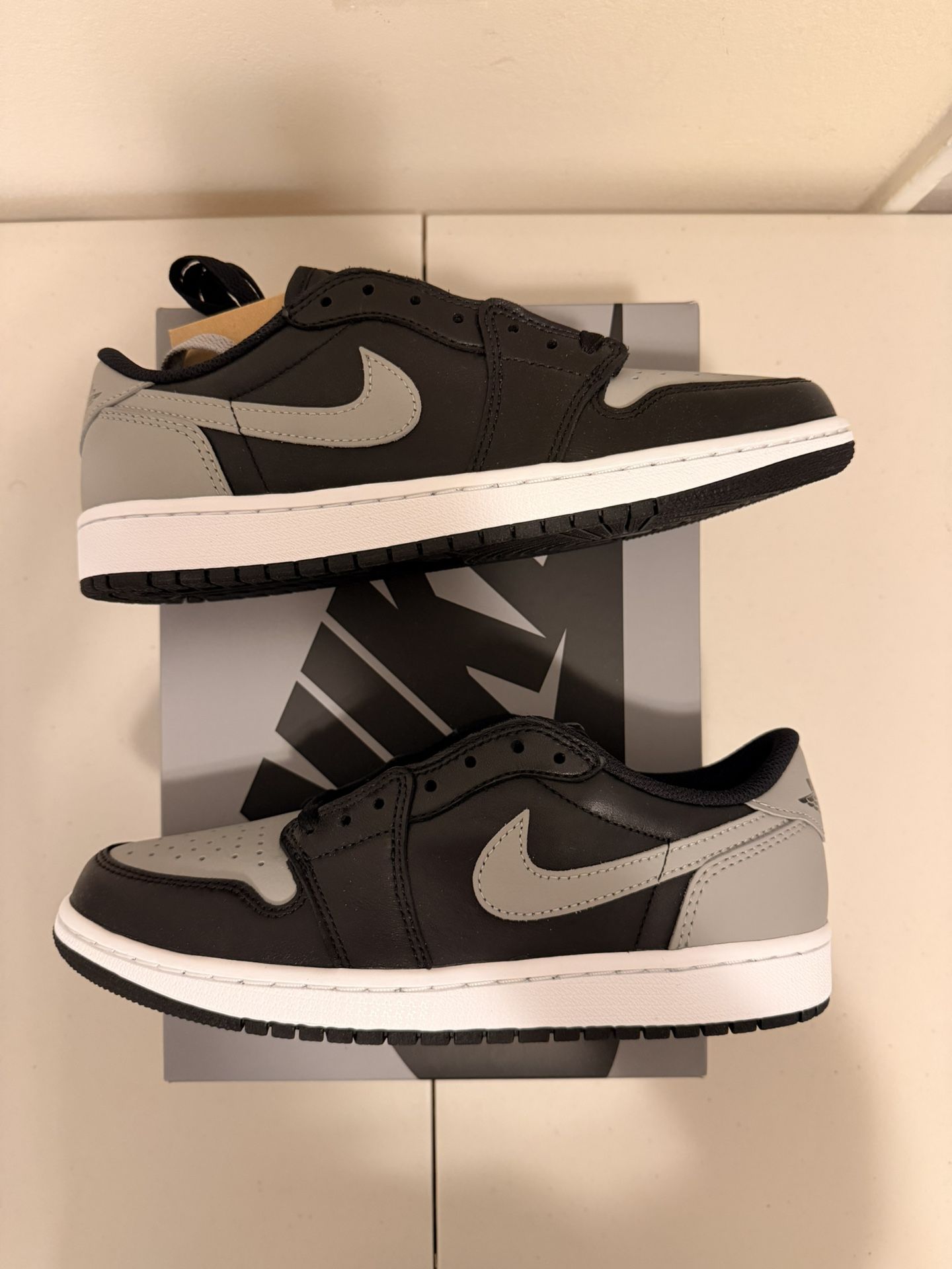 Air Jordan 1 Retro Low OG 'Shadow' 2024 Size 8.5 Men