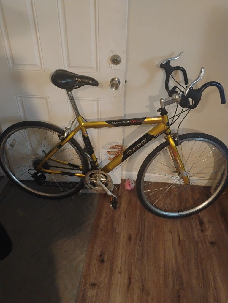 GMC Denali 6061 Series Bike