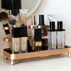 Bathroom/kitchen Holder 