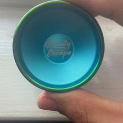 Gravity Escape Vosun Professional Yo-yo