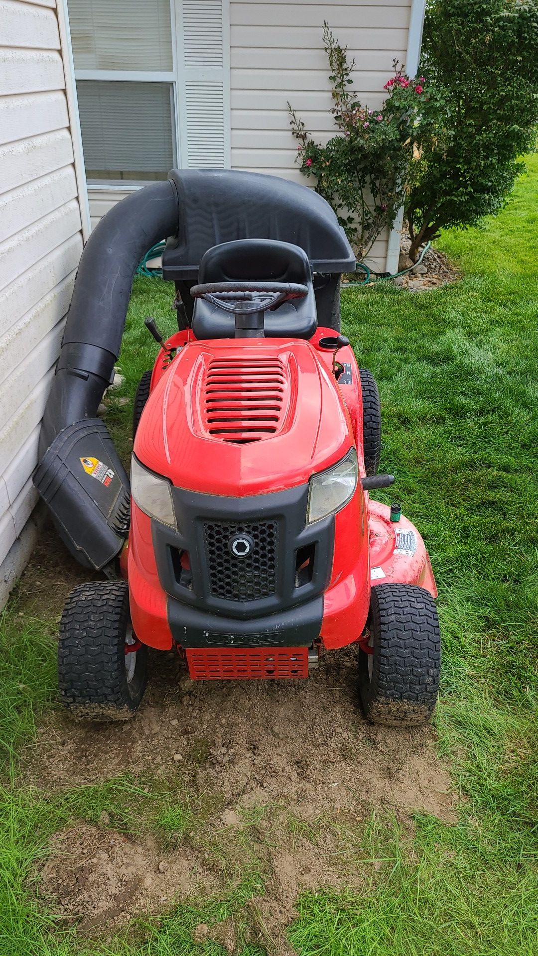 Troy-Bilt 42" riding mower 17.5 HP (PLEASE READ BEFORE CONTACTING ME)