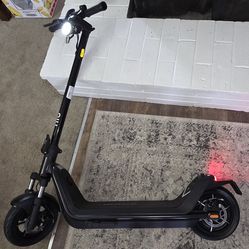 NIU KQi300P electric scooter.