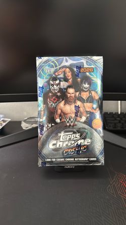 Topps Chrome Cosmic WWE 2026