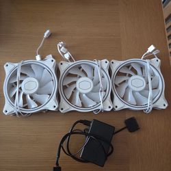 Cooler Master MF120 Halo 3-in-1 White RGB Case Fans
