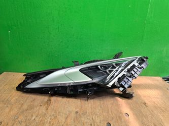 Lexus LC 2018 2019 2020 2021 2022 2023 2024 headlight