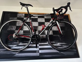 TREK Road Bike size 56  $755