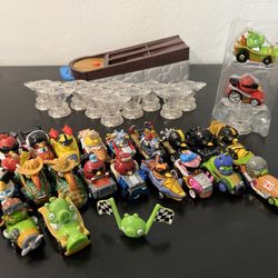 HUGE Angry Birds GO Telepods Lot of 20 Figures, 11 Bases, Slingshot and More