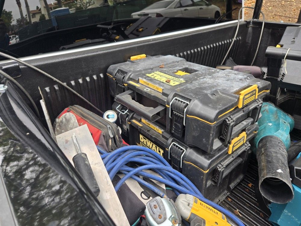 Dewalt