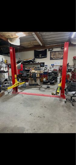 New 2 post lift