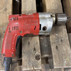 Milwaukee Magnum Hole Shooter