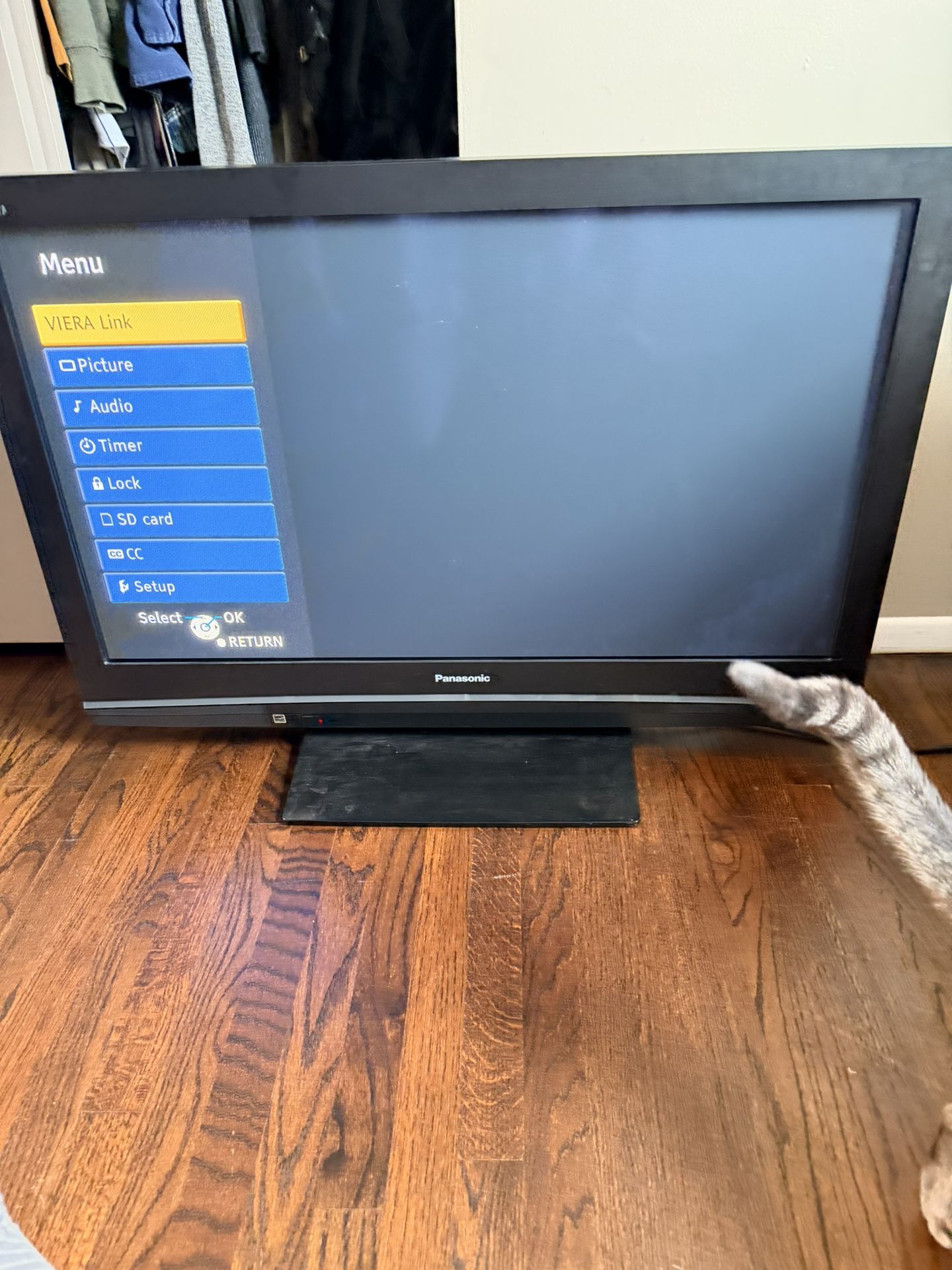 40 “ wide HD Plasma Panasonic TV W/ remote