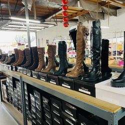 Beautiful Woman Boots $20