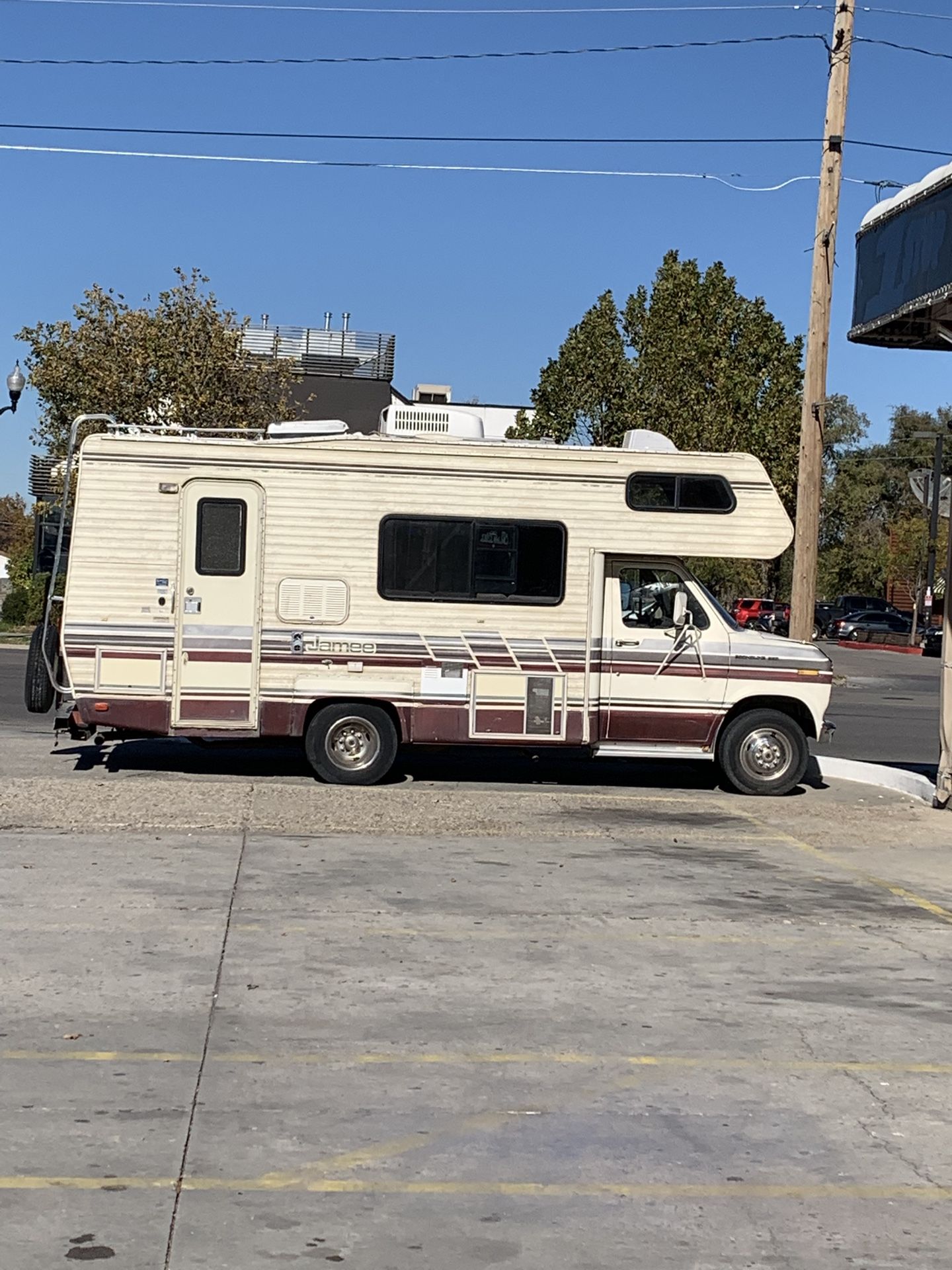 1990 Ford Jamee