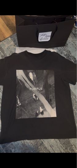 Men’s purple brand t shirt Large