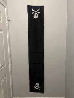 Halloween Skull Table Runner