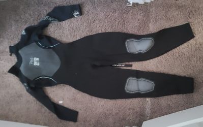Bodyglove Wet Suit
