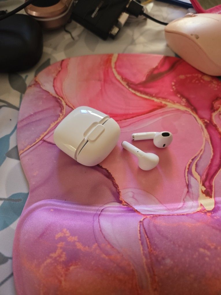 TWS Earbuds For Phone Calls And Music