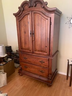 Nice beautiful Brown Armoire wood Chester free delivery