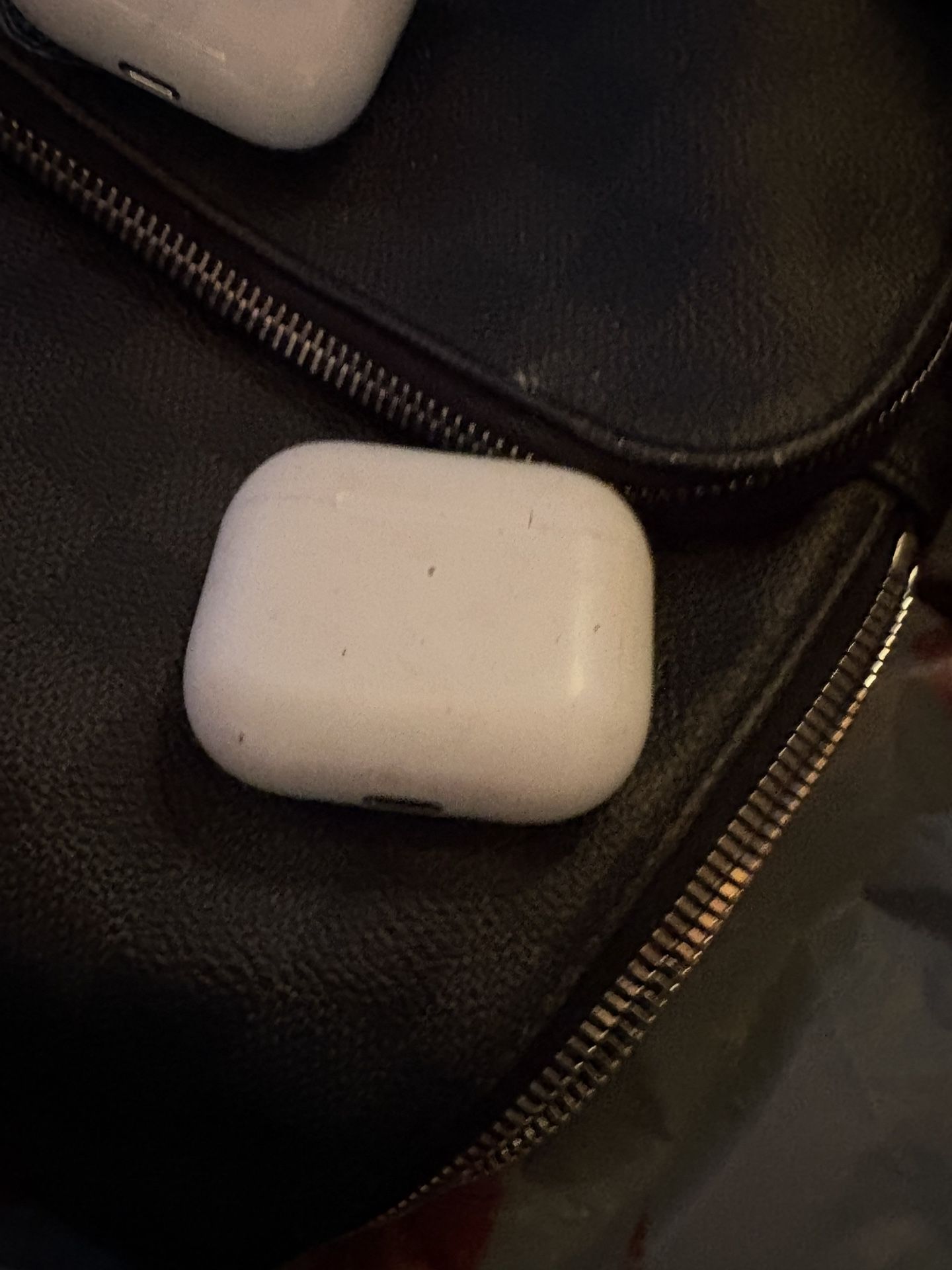 Apple AirPods 