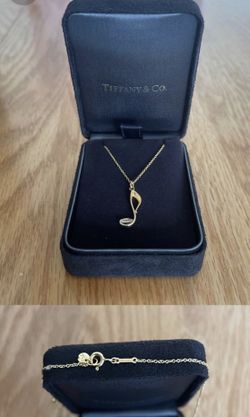 Tiffany music note pendant deals