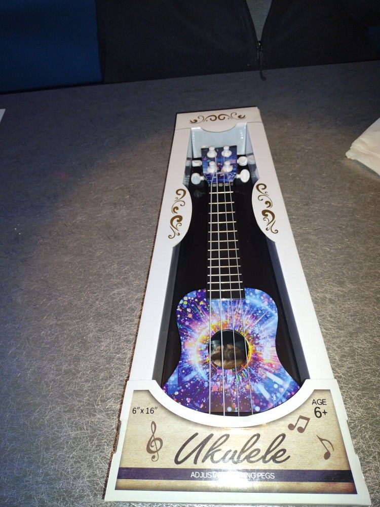 BRAND NEW IN BOX 16" Kid's Beginners Galaxy Themed Ukulele 