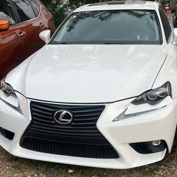 2017 LEXUS IS 300