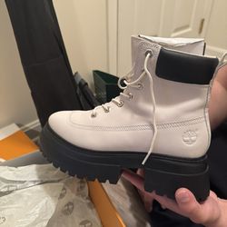 Size 10 Women’s Timberlands