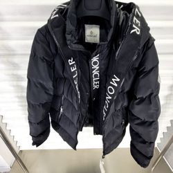 Moncler Long Jacket 🔥