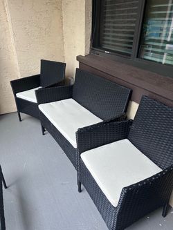 4 piece patio set ( brand new) $100 including bookshelf