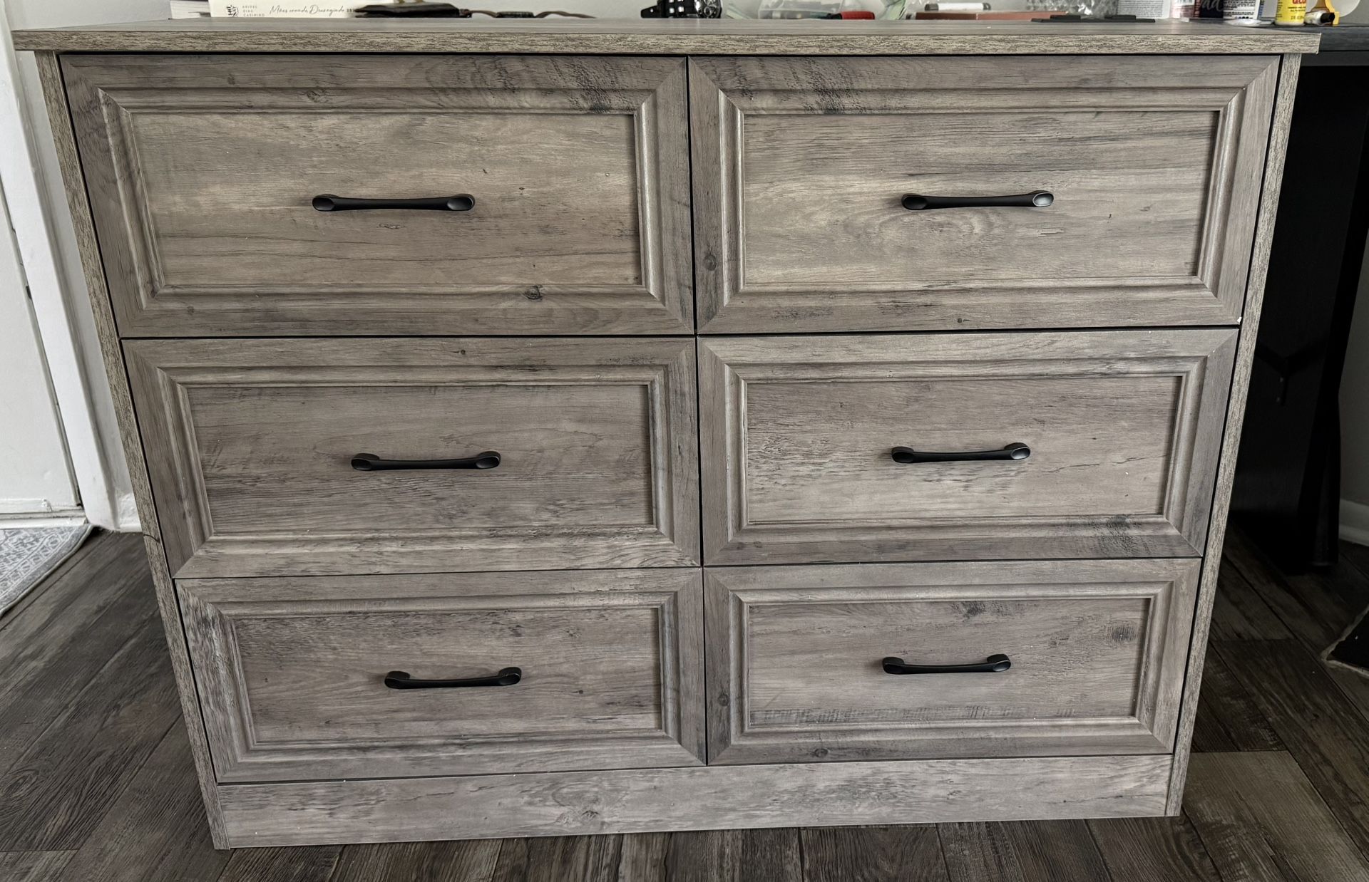 Dresser