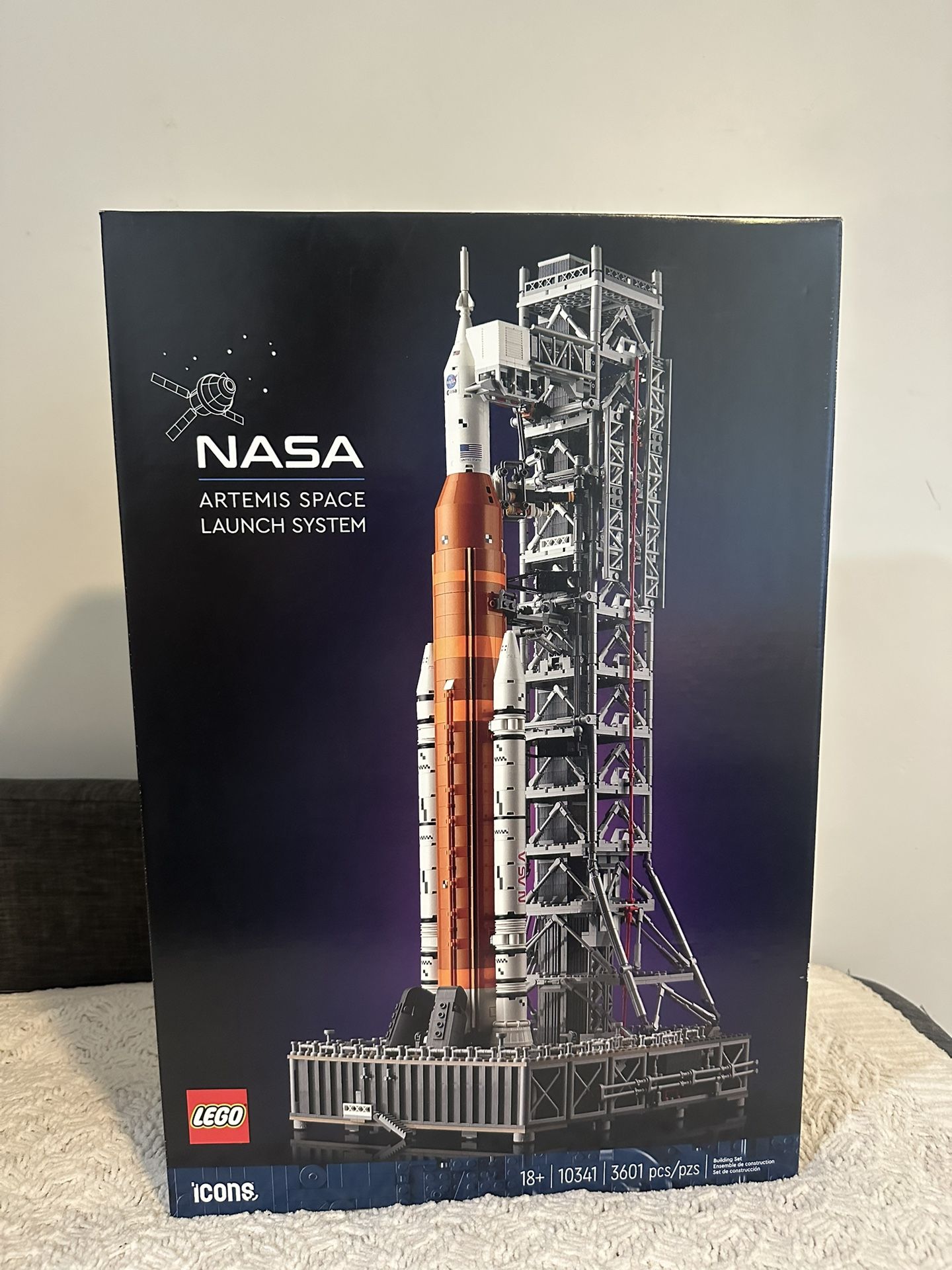 LEGO NASA Artemis Space Launch System